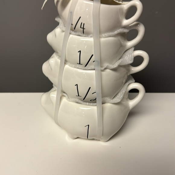 Rae Dunn Pig Measuring Cups new - Picture 3 of 4